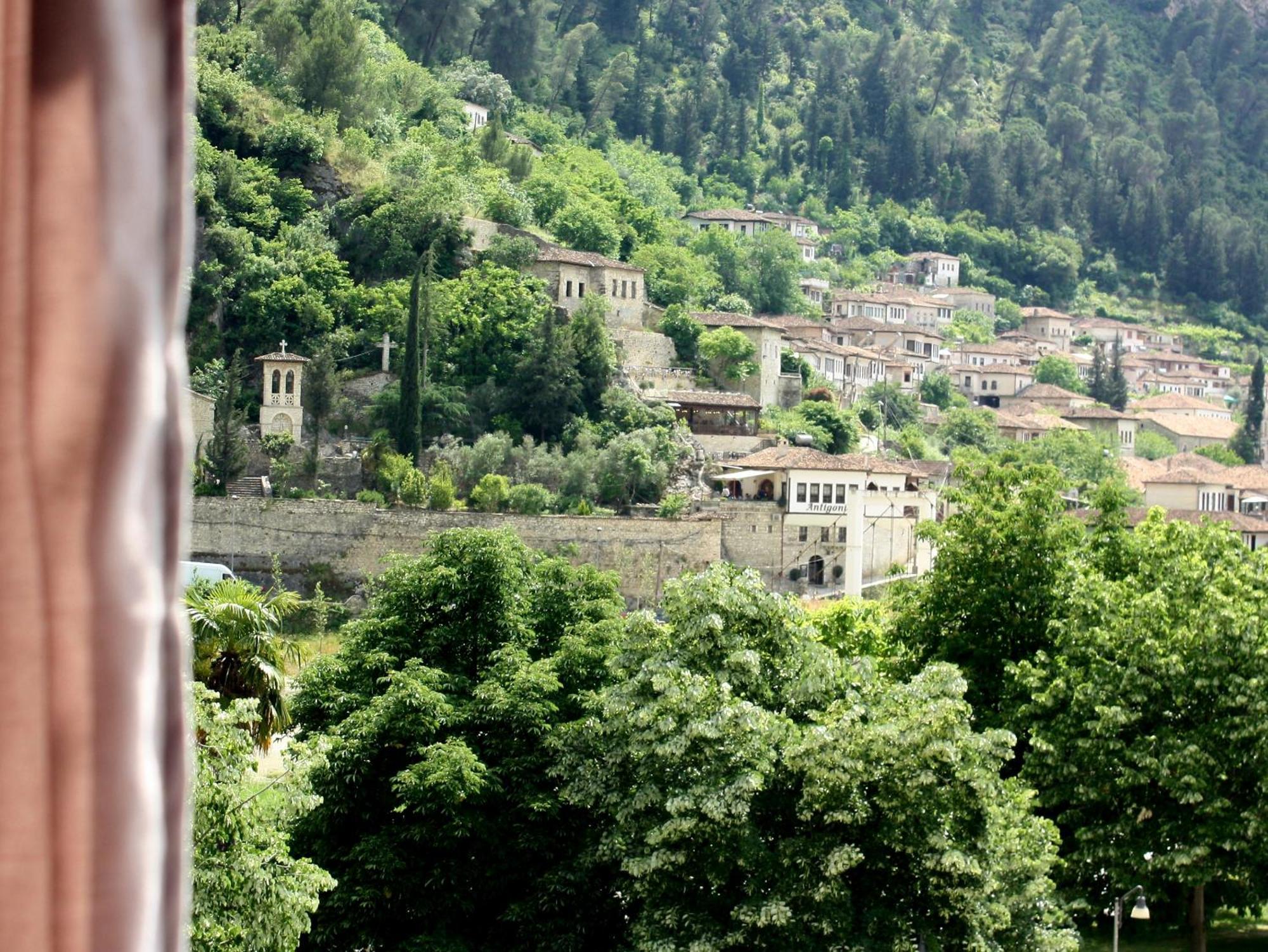 Magda Studio In Berat Center Eksteriør billede